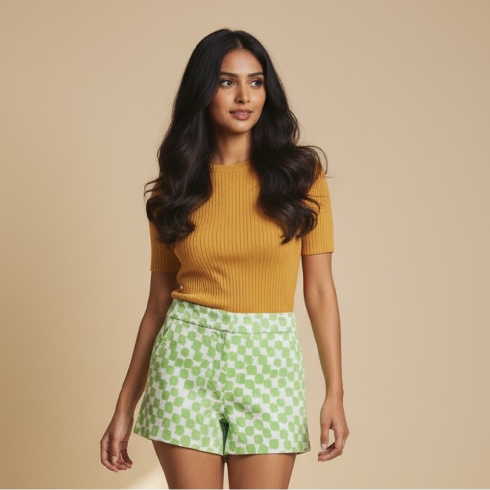 Trina Turk Women’s Green & White Geometric Corbin 2 Shorts. Size 2 - Picture 2 of 15
